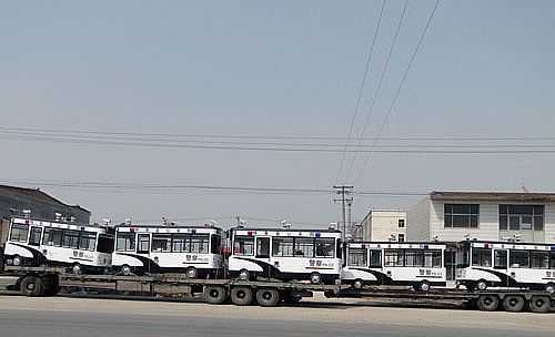 沐鸣2流动警务室深圳发车现场