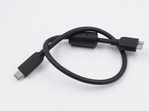 Type-C转microUSB移动硬盘数据线，辉达娱乐数据线厂家