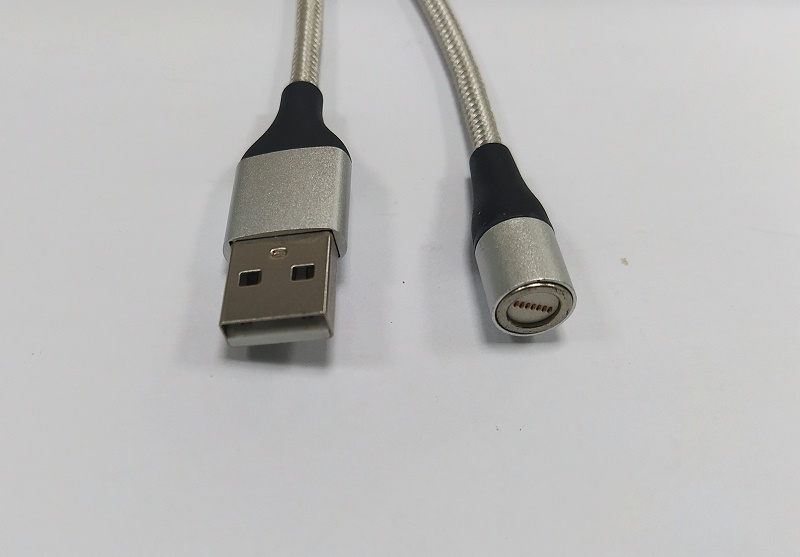 5.6-尼龙磁吸数据线02