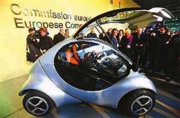 西班牙折叠电动汽车