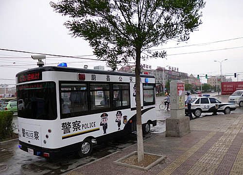 蔚县城区流动警务室上路执勤
