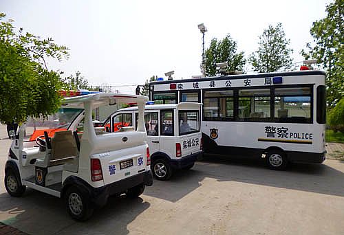 移动警务室深圳装备制造基地接车仪式