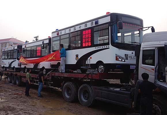 准备发往新疆农三师四十四团