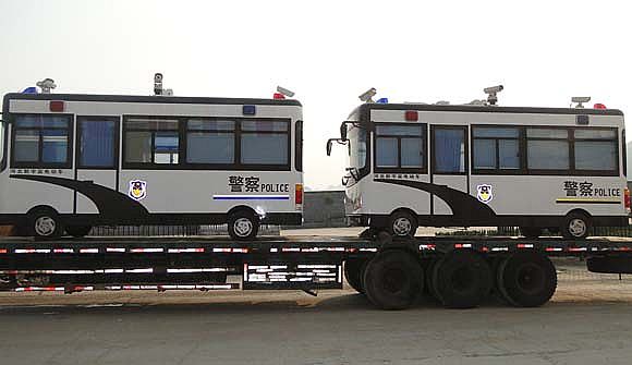 沐鸣2移动警务室装车发往邯郸