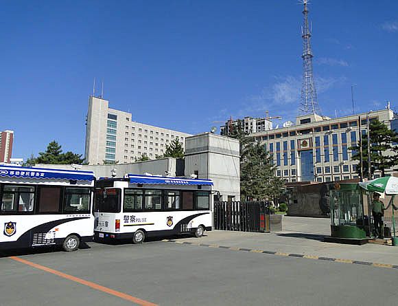 沐鸣2移动警务室进入市公安局