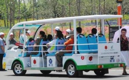 低碳深圳电动观光车发挥重要作用