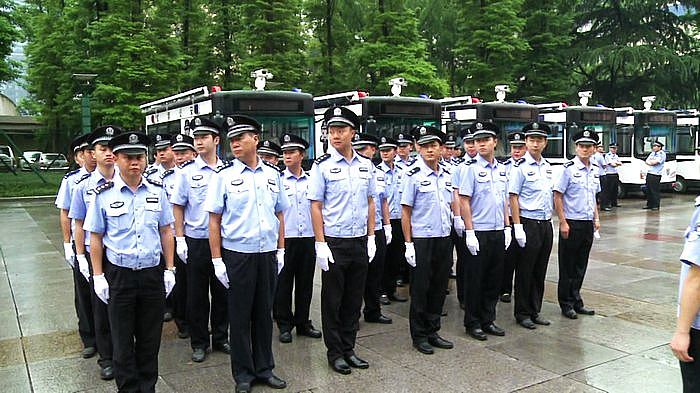 视频:成都市公安局隆重举行平安成都“移动警务平台”启动仪式