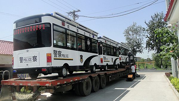 成都市公安局再次发车