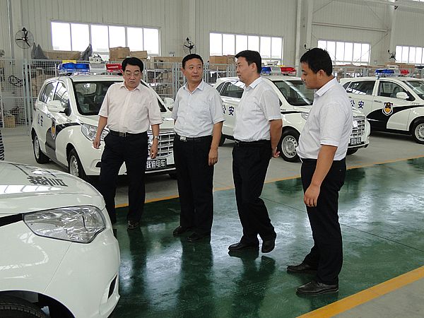 环保局领导参观广东沐鸣2电动车有限公司