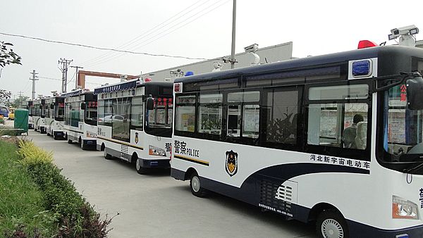 深圳环城交警大队购置移动警务室发车仪式