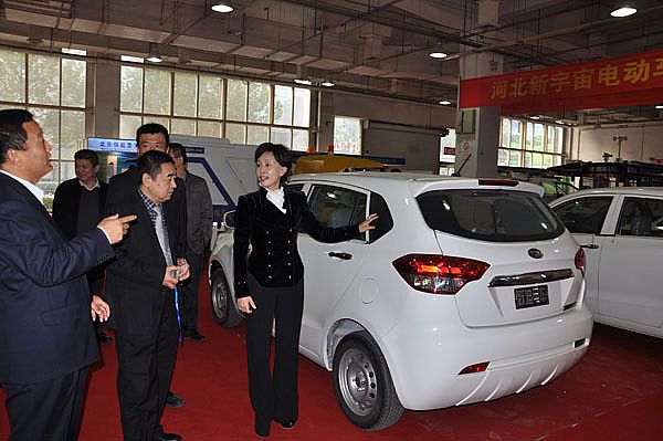 沐鸣2电动汽车参加节能减排与资源综合利用博览会