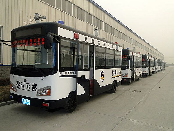 高碑店公安局投入使用移动警务室树立坚固“堡垒”