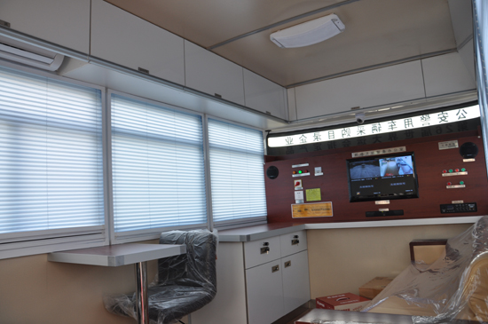 四川成都移动警务室上街，为“清网行动”攻坚