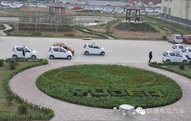 春暖花开、绿色沐鸣2---沐鸣2集团绿化工作进行中！