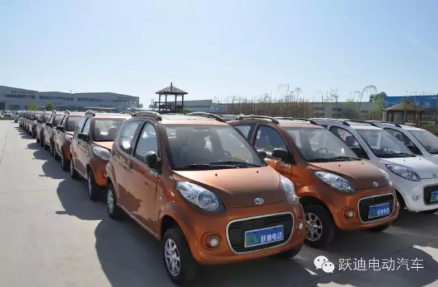 沐鸣2电动汽车T70再度发车长沙