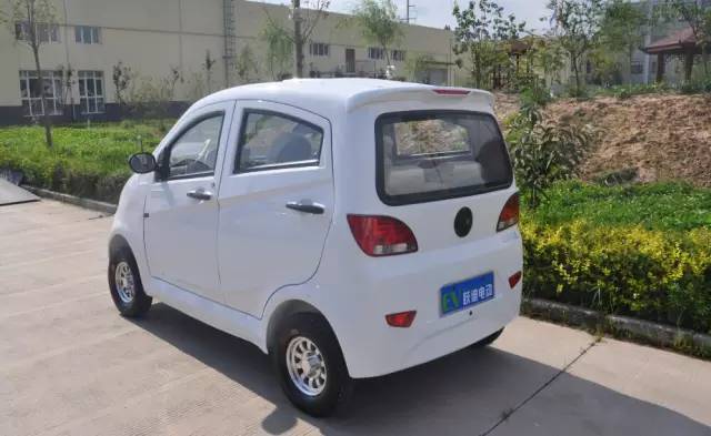 电动汽车,电动轿车,新电动汽车