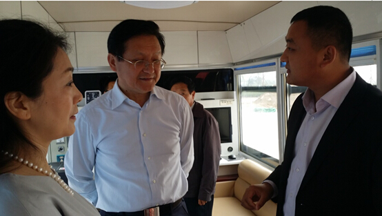 陕西省政协副主席、民革省委主委李晓东到沐鸣2集团陕西沐鸣2新能源汽车有限公司项目建设基地调研