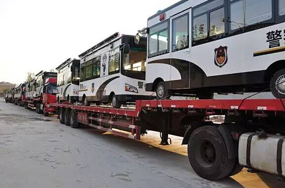 北京市56台沐鸣2移动警务室服务于世界反法西斯战争70周年阅兵式