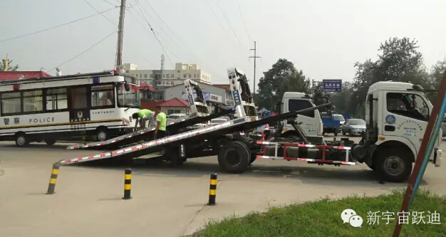 保定沐鸣2移动警务室批量发车,全方位零距离服务群众