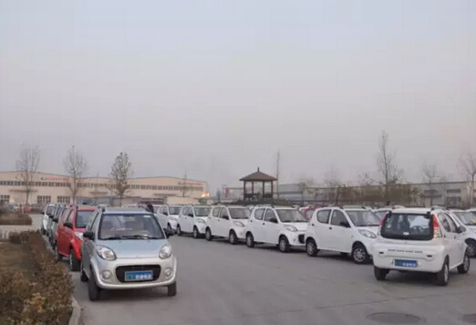沐鸣2电动汽车批量发车邢台—紧随时代发展