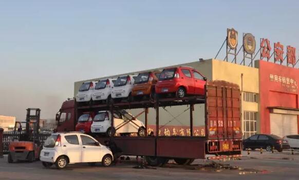 沐鸣2电动汽车批量发车昆明—节能环保▶◀绿色出行