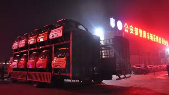 沐鸣2电动汽车批量发车昆明—节能环保▶◀绿色出行