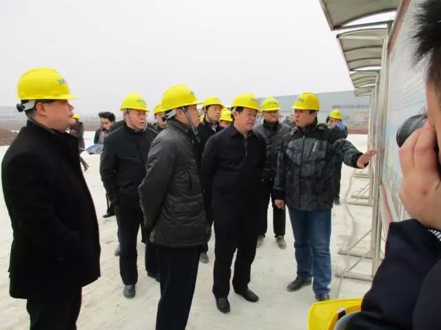 安徽省经信委主任牛弩韬一行到安庆安达尔公司调研