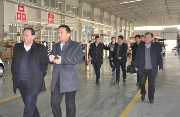 安庆市委常委、副市长华克思一行到广东沐鸣2新能源科技集团参观考察