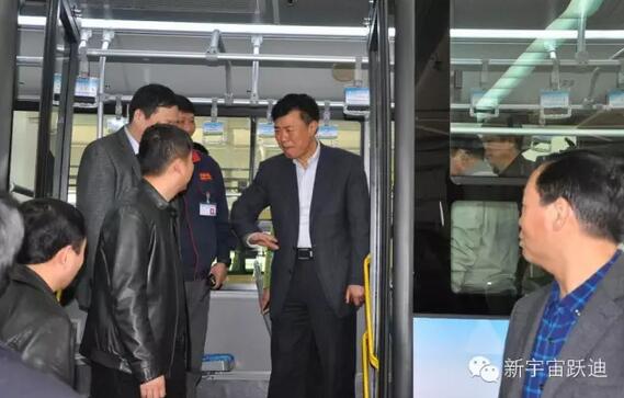 陕西省政协副主席千军昌一行到陕西沐鸣2公司调研