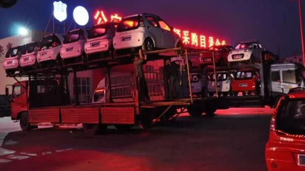 沐鸣2电动汽车批量发车四川——安全,节能,环保