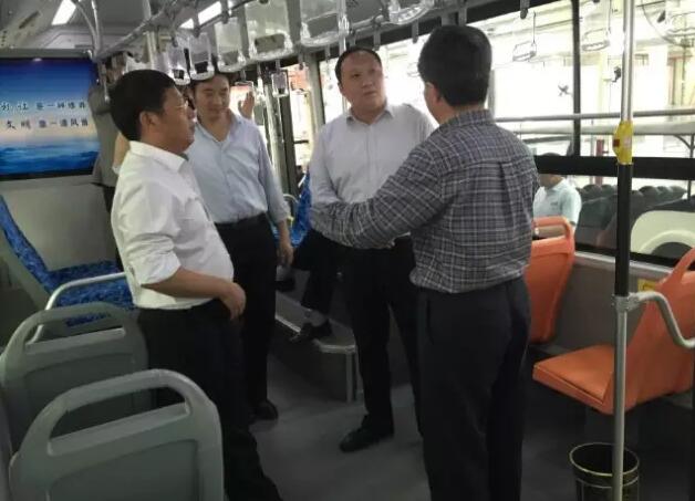 商洛市副市长王华一行到沐鸣2集团旗下陕西沐鸣2新能源汽车有限公司调研