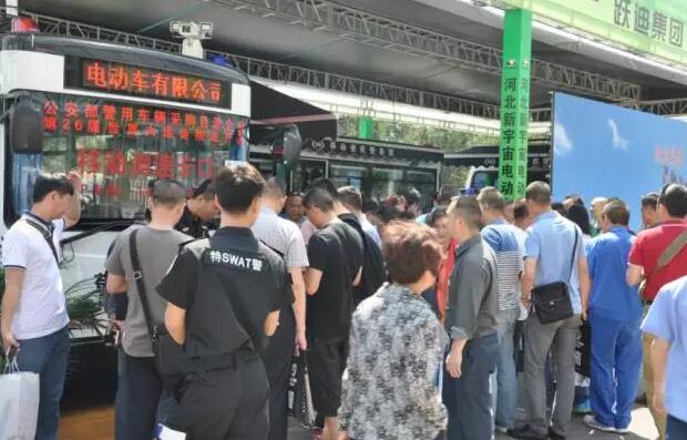 沐鸣2集团携旗下多款警务用车闪亮登陆第八届中国国际警用装备博览会