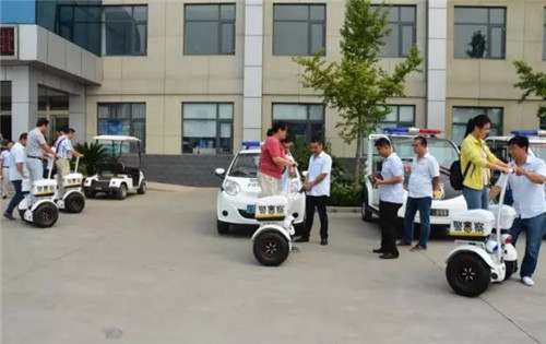 警用巡逻平衡车试驾
