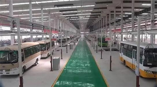 电动汽车生产厂家