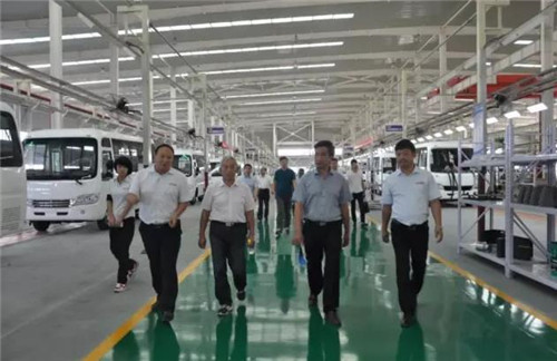 陕西省各高校专家、教授、学者一行到陕西沐鸣2公司调研