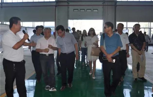 陕西省各高校专家、教授、学者一行到陕西沐鸣2观摩考察