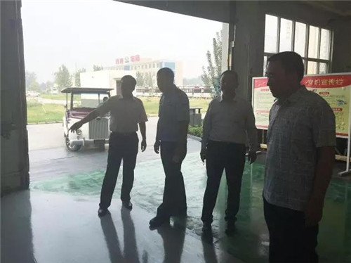 曹印忠大队长到沐鸣2集团实地视察