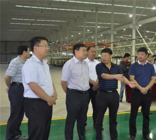 陕西省交通运输厅副厅长徐明非一行到陕西沐鸣2公司调研