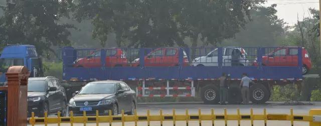 沐鸣2电动汽车准备发车