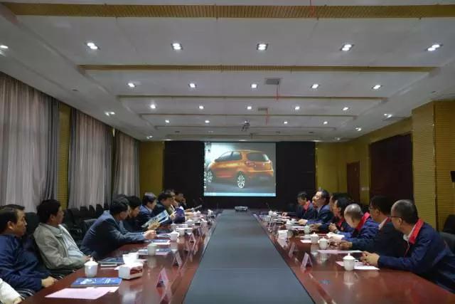 深圳市市长邢国辉一行到沐鸣2集团视察调研