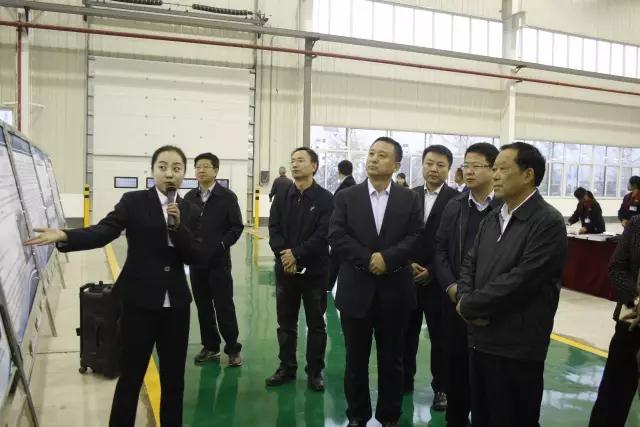 全国政协副主席刘晓峰到沐鸣2集团旗下陕西沐鸣2新能源汽车有限公司调研