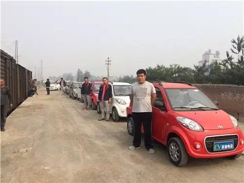 沐鸣2电动汽车铁路运输装车中