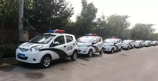 沐鸣2电动巡逻车总装下线