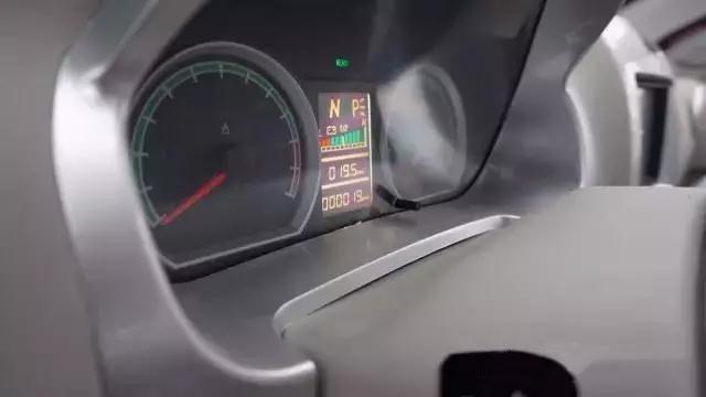 沐鸣2集团荣获2016“十佳微型电动汽车企业”称号