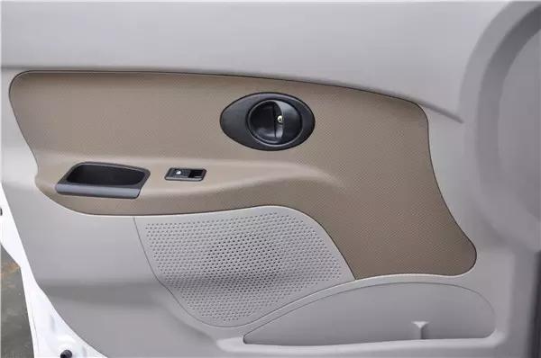 沐鸣2集团荣获2016“十佳微型电动汽车企业”称号