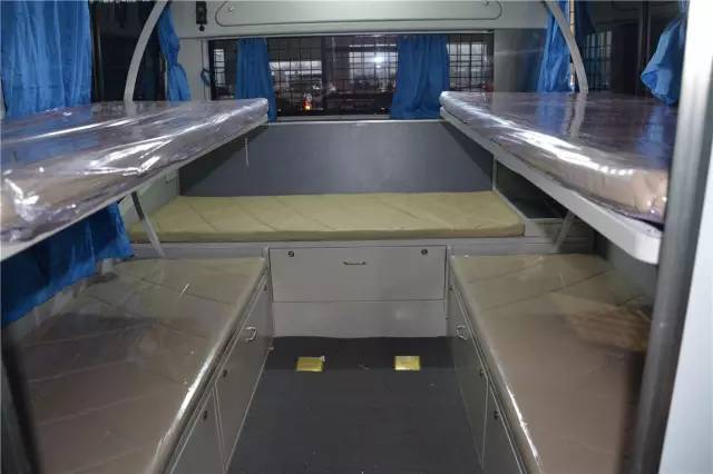 燃油移动警务室休息室