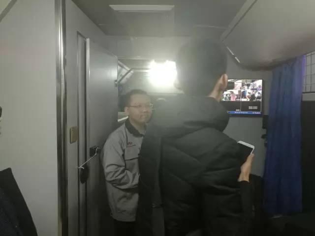 电动移动警务室配置