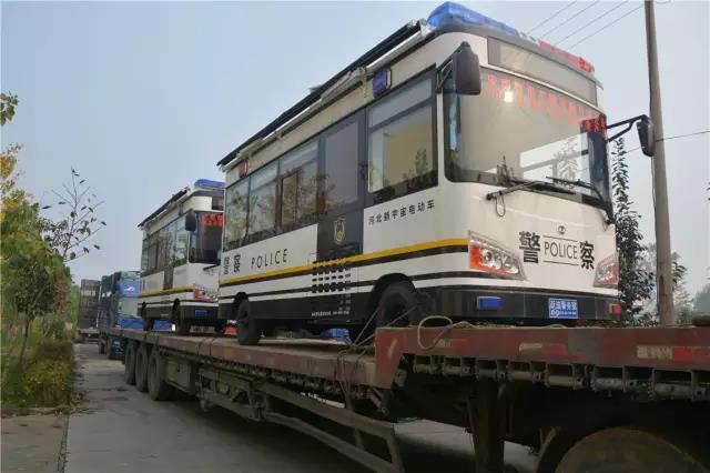 电动移动警务室