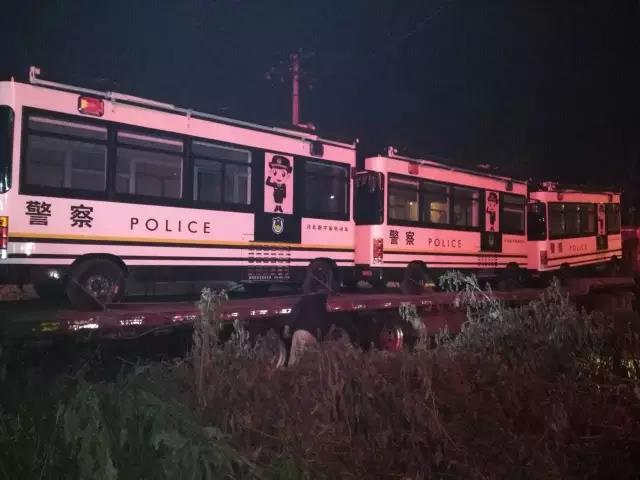 电动流动警务室