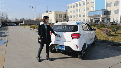 电动轿车图片及价格